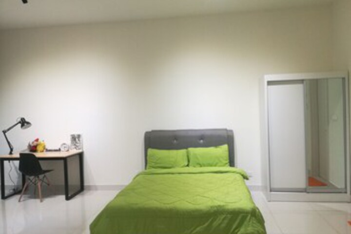 Room 30 of 37
