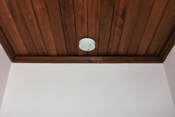 Room 25 of 34