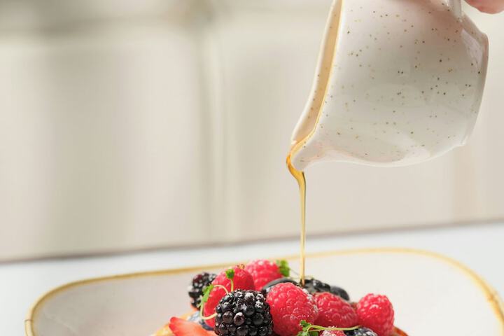 Dining 70 of 93
