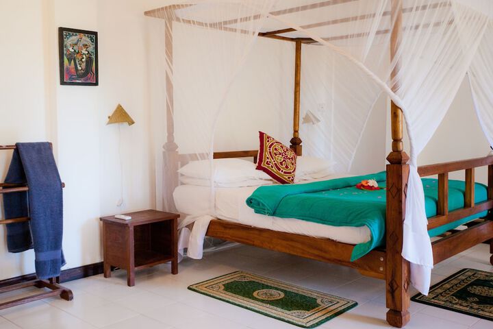 Room 2 of 46