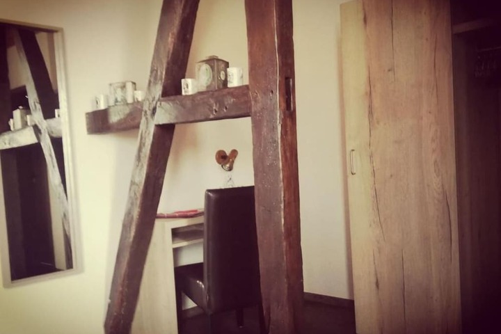 Room 4 of 45