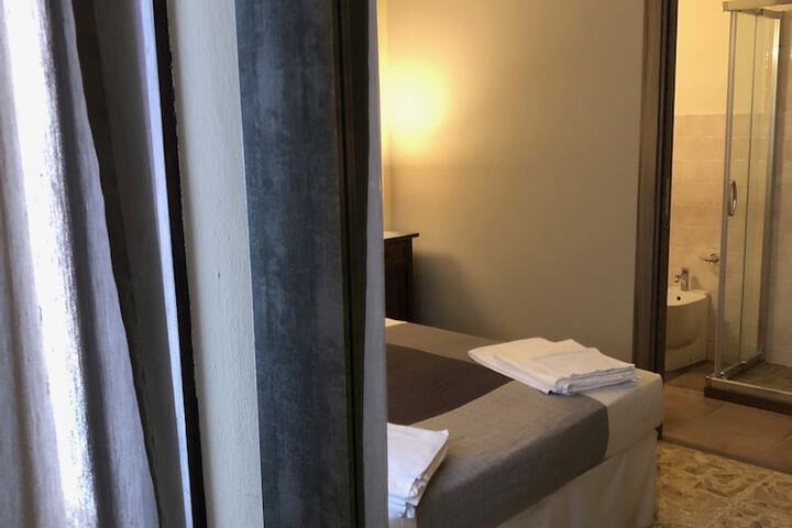 Room 7 of 67