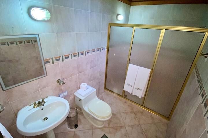 Room 14 of 43