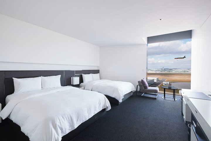 Room 13 of 61