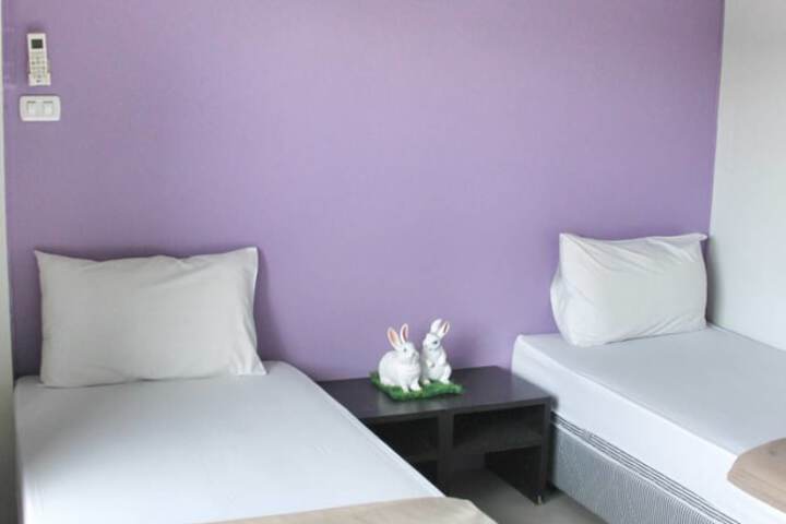 Room 15 of 49