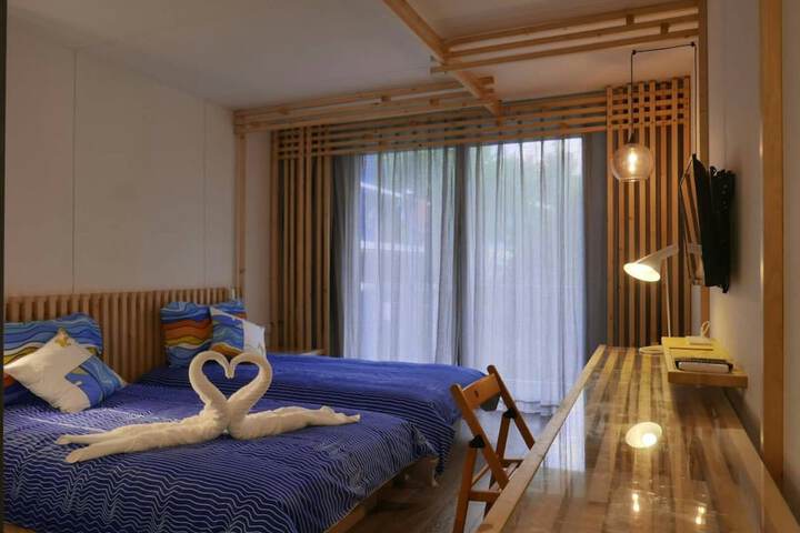 Room 9 of 54