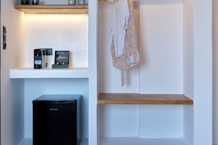 Room 5 of 35
