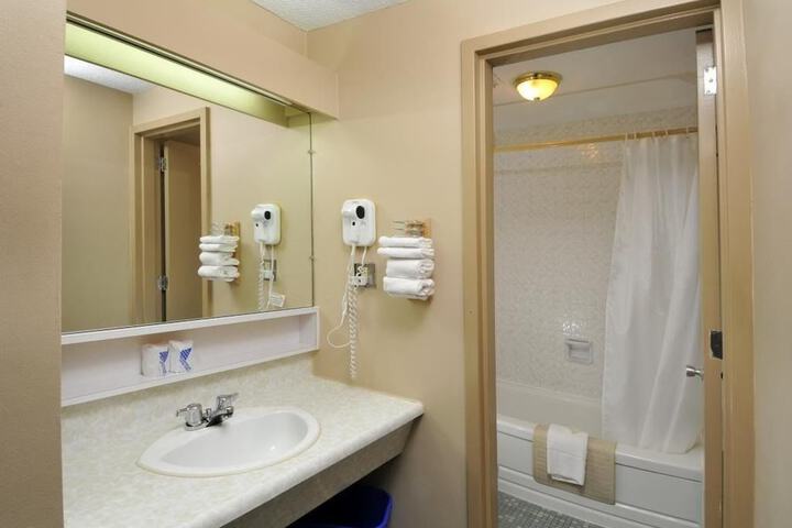 Room 19 of 42