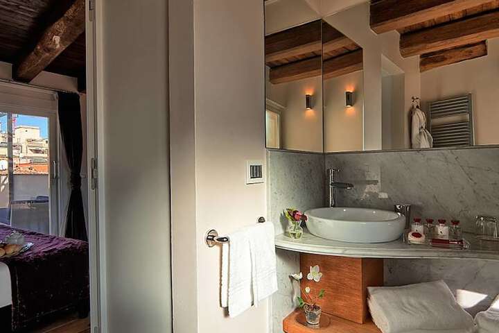 Bathroom Interior Photo