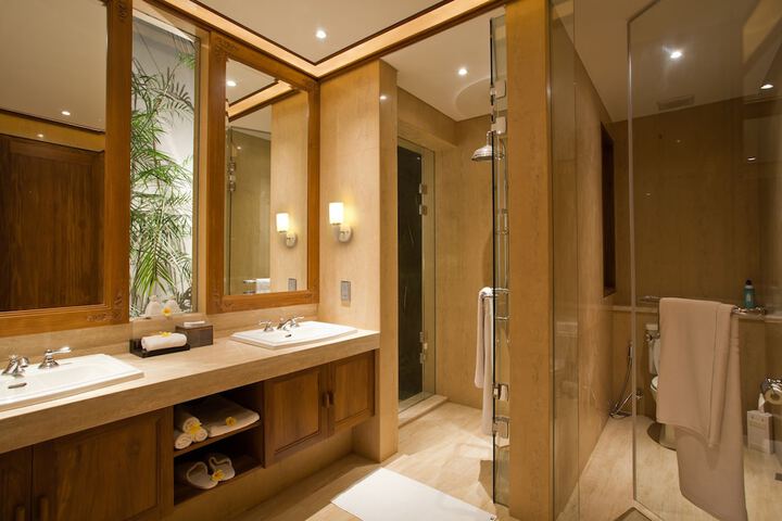 Bath Interior