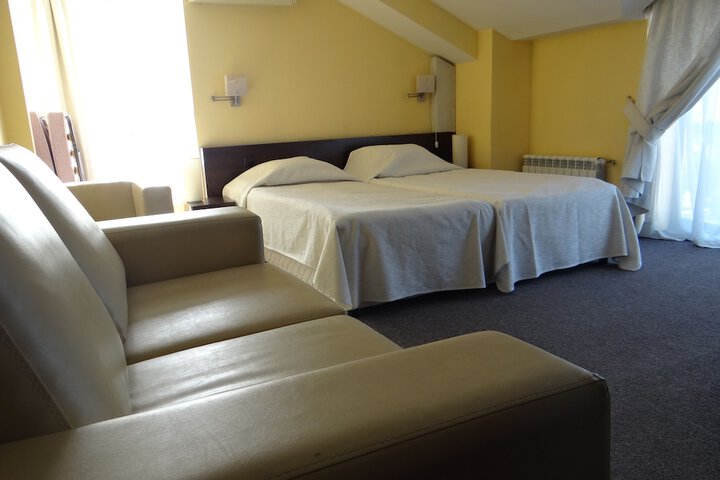 Room 15 of 46