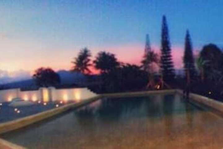 Pool 17 of 100