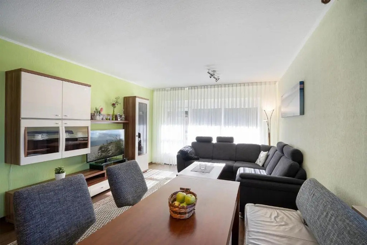 Room 2 of 15