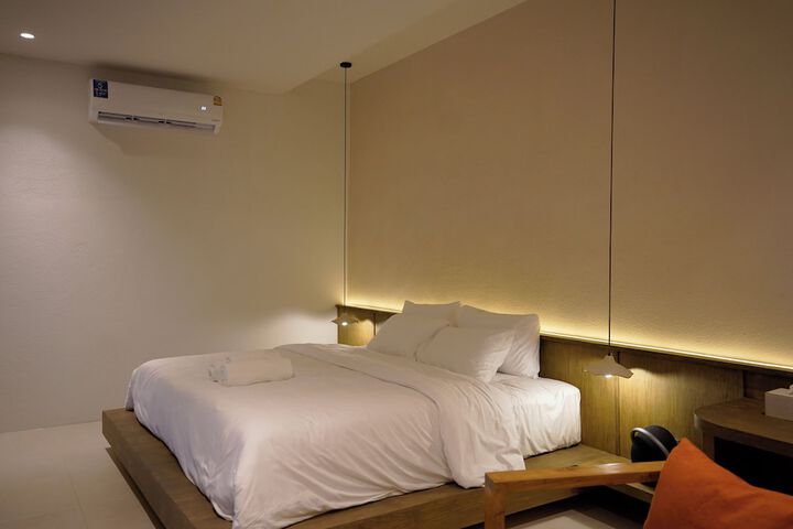 Room 21 of 66
