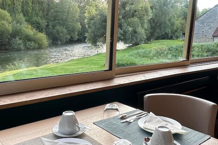 Breakfast/Coffee Service 45 of 64