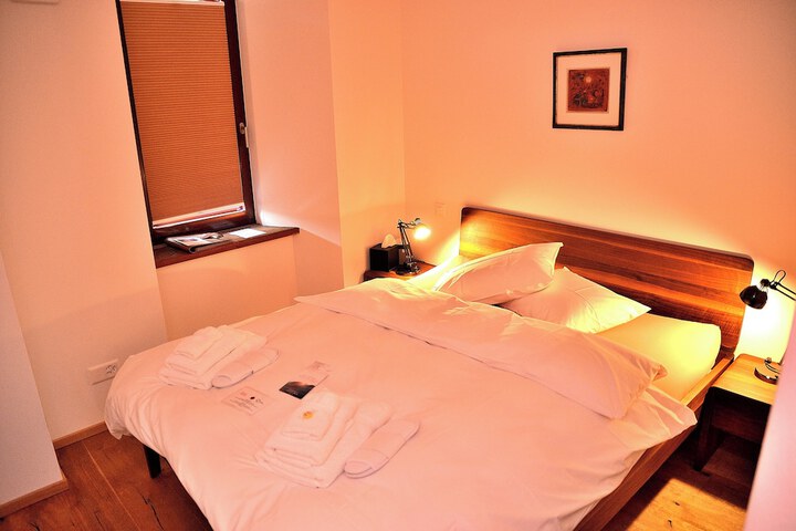 Room 5 of 57