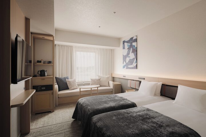 Room 35 of 78
