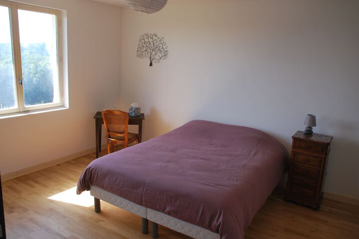 Room 4 of 13