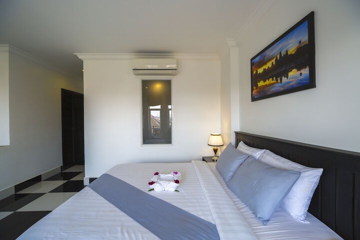 Room 12 of 47