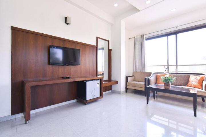 OYO Home 77584 Hotel Sai Shubham