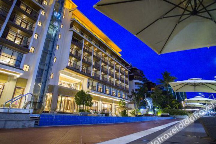 Hotel 16 of 36