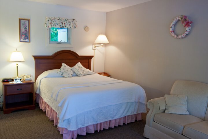 Room 22 of 120