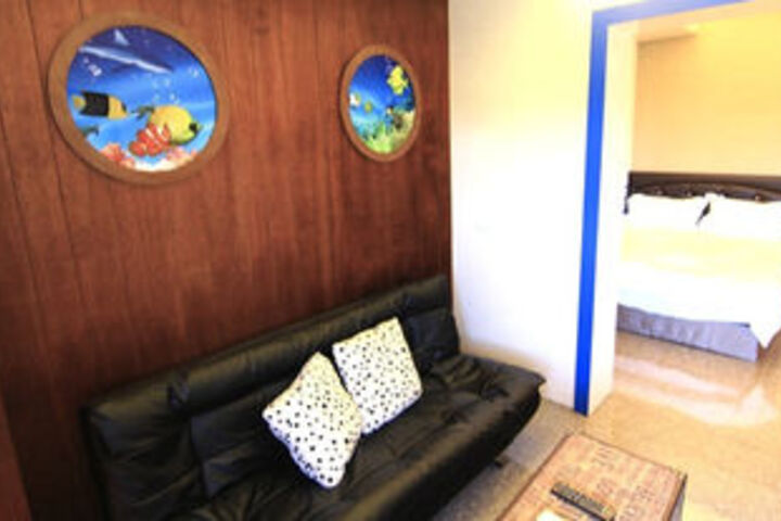 Room 20 of 36