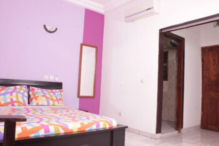 Room 18 of 38