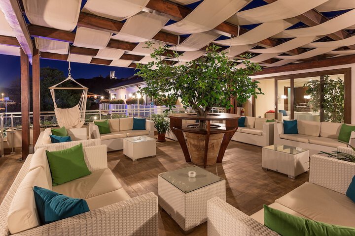 Terrace/Patio 46 of 51