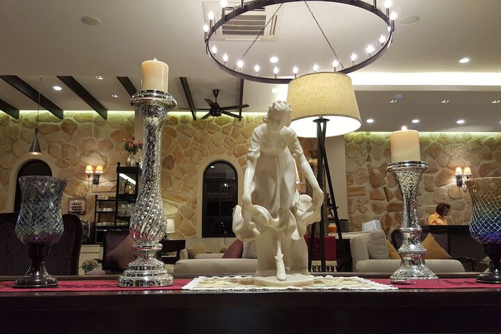 Hotel 2 of 48