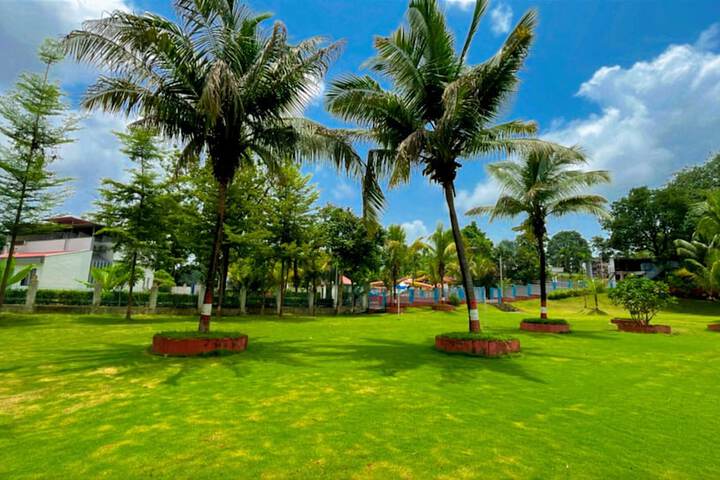 Rustic River Resort in Vikramgadh