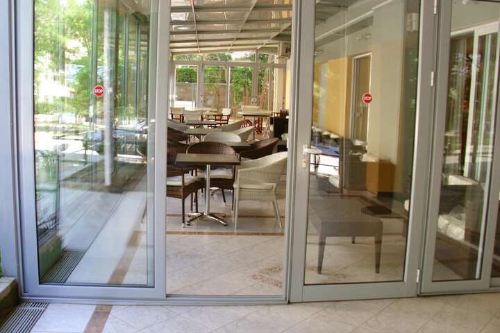 Terrace/Patio 24 of 44