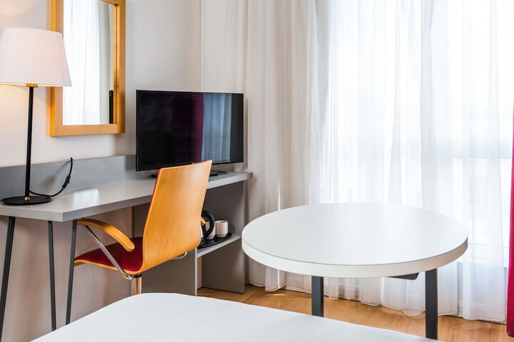 Room 21 of 72