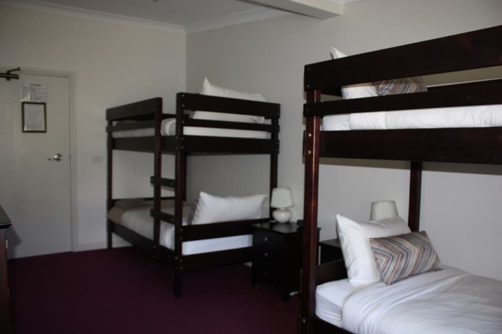Room 18 of 43