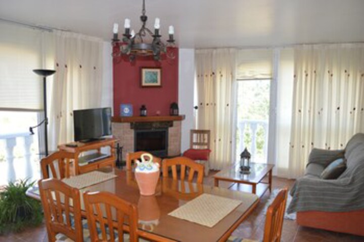 Room 6 of 23