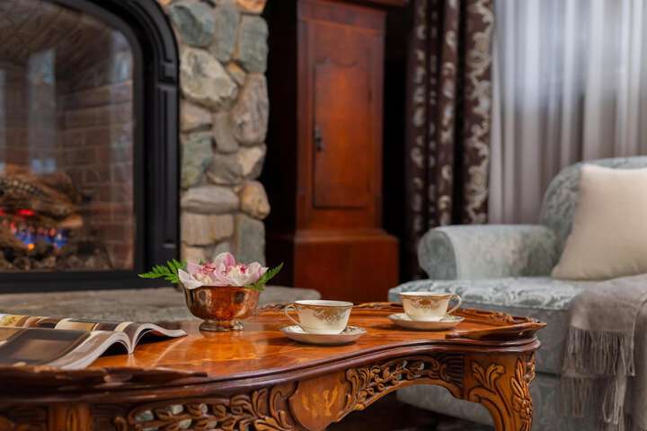 Entrance & Lobby