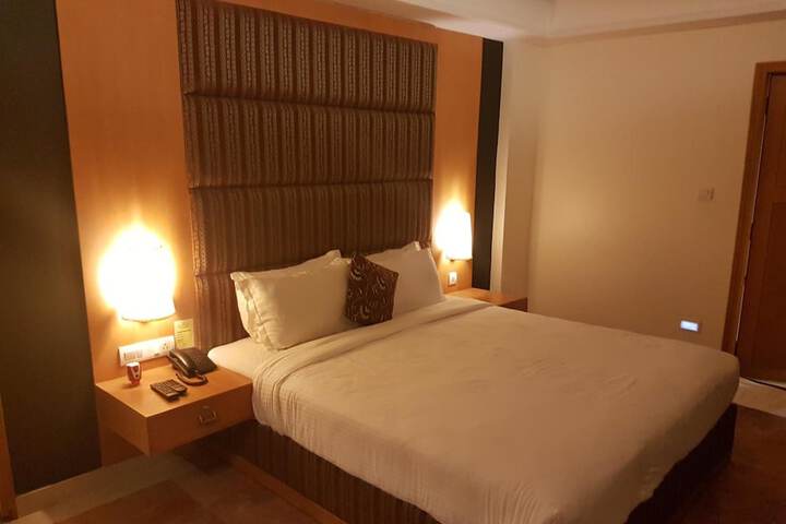 Room 7 of 31