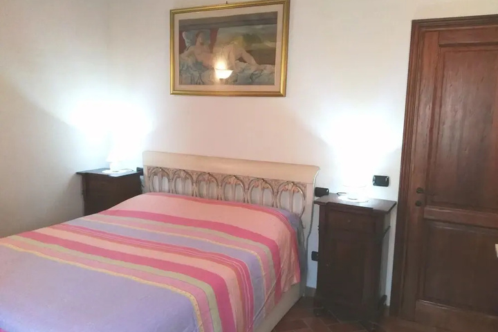 Room 3 of 16