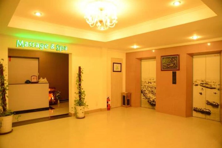 Hotel Interior 16 of 35