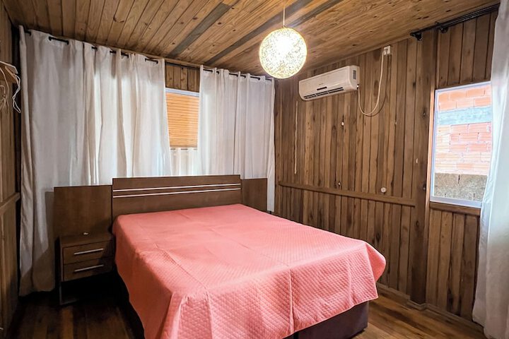Room 5 of 47