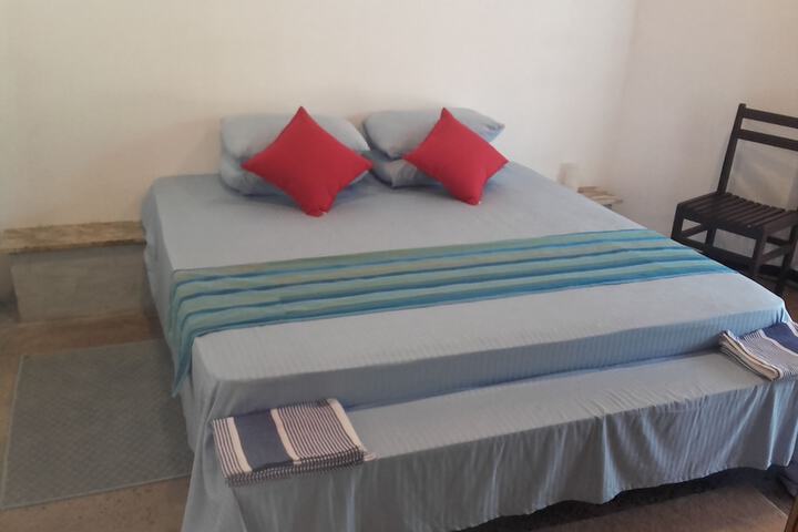 Room 8 of 29