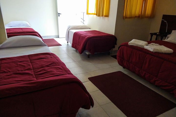 Room 16 of 77