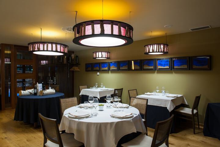 Dining 69 of 113