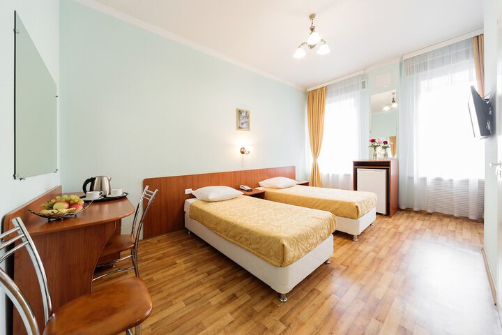 Room 12 of 50