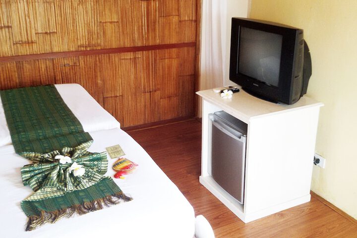 Room 4 of 62