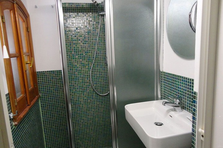 Bathroom Interior Photo