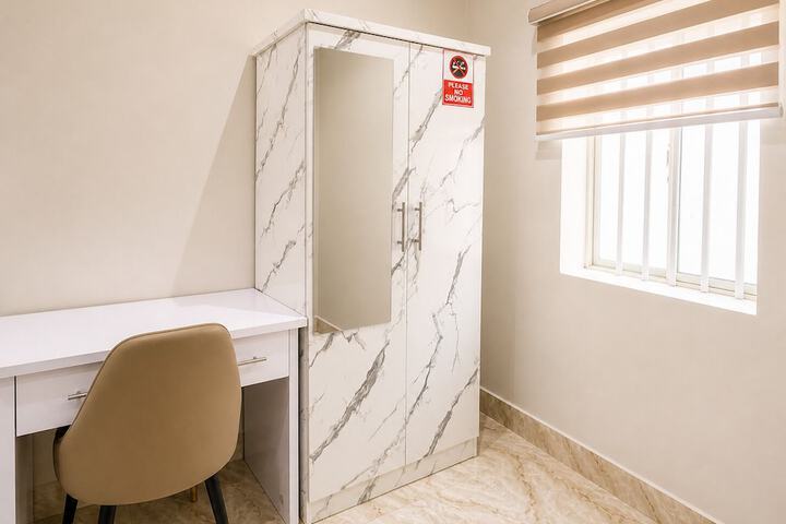 Room 4 of 21