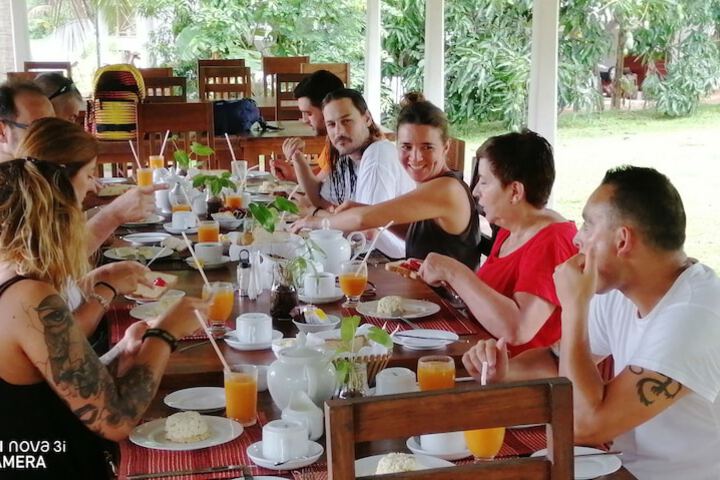 Breakfast/Coffee Service 93 of 151