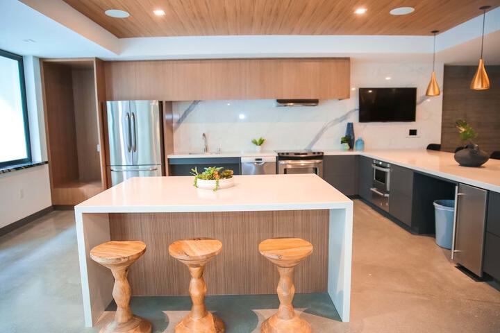 Hotel Interior 3 of 35