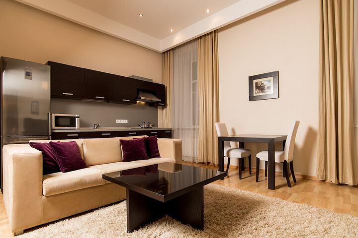 Room 45 of 84